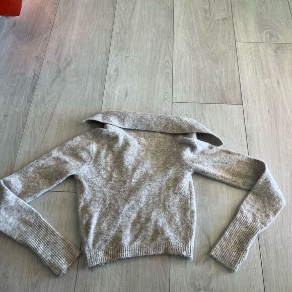 Gray Button-Up Women's Sweater - Picture 3 of 7